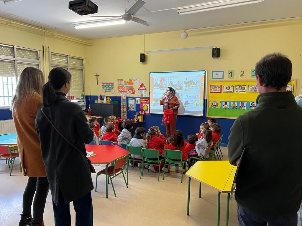 Visita el colegio Cardenal Spínola de Huelva